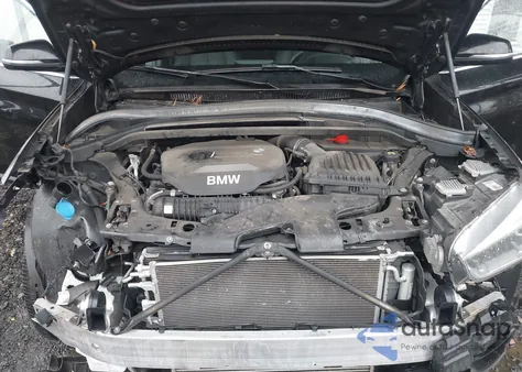 2017 BMW X1 xDrive28I z USA, uszkodzony, nr VIN WBXHT3C33H5F80950